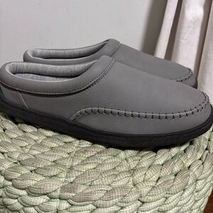 NEW MyPillow MySlipper All Season Gray Leather Comfort Slip-On Slippers Size 11